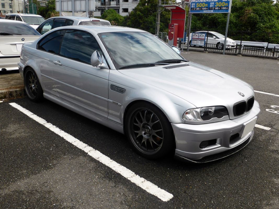 BMW M3 E46 coupe front view, the S54 inline-six-powered M3 from 2001-2006
