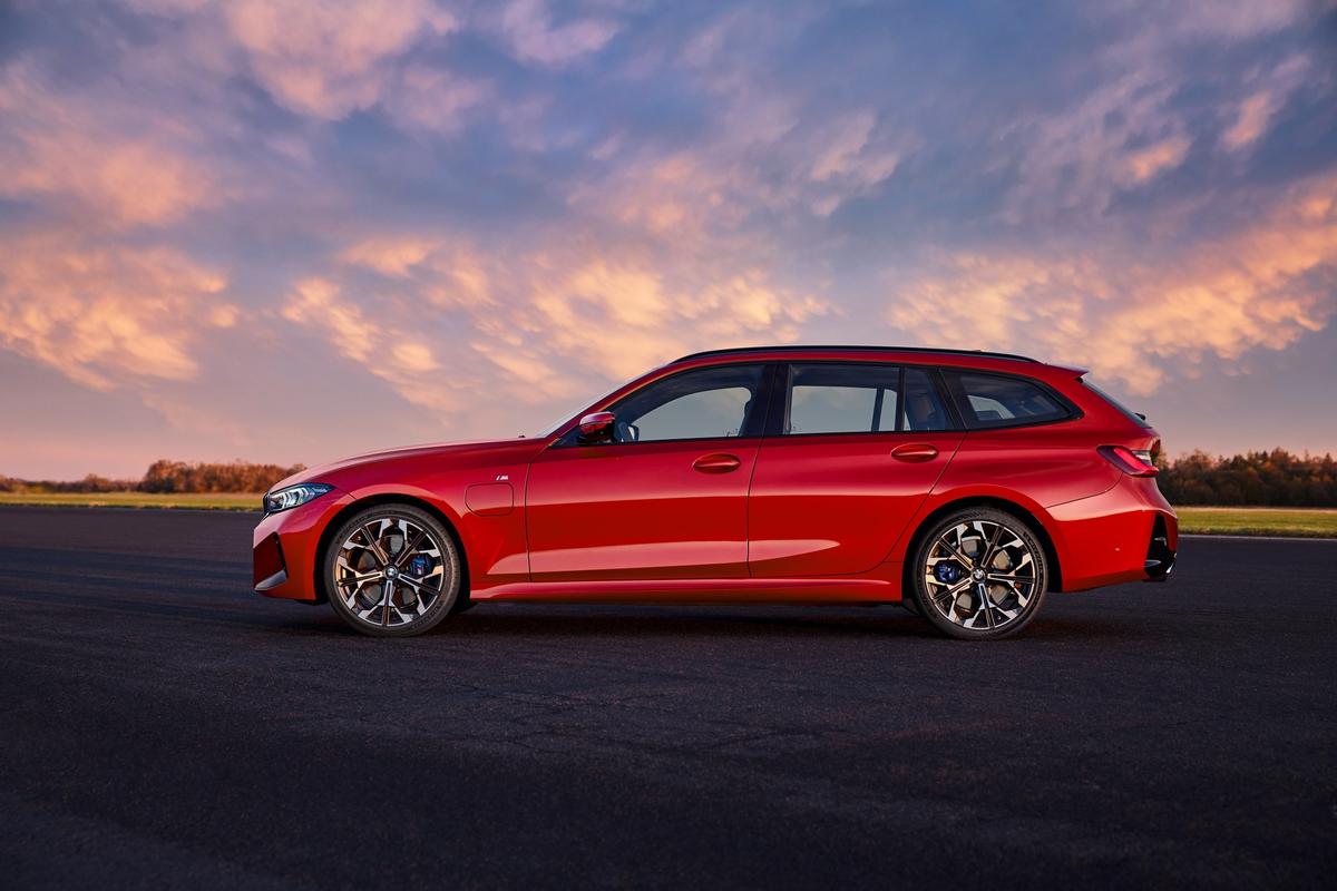 What Is Auto H on BMW and When Should You Use It